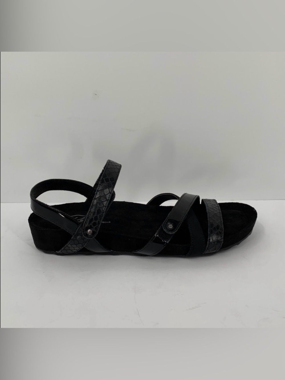 Ros Hommerson Pool sandal shoe strappy comfort black leather new 9.5 NARROW 9.5N